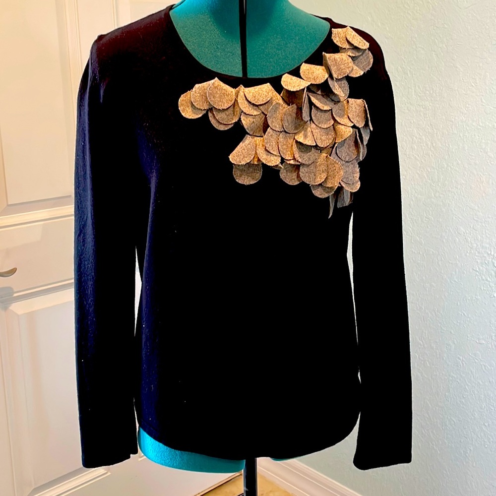 Black sweater with gray petal detail. One7Six petite L. Rayon/nylon